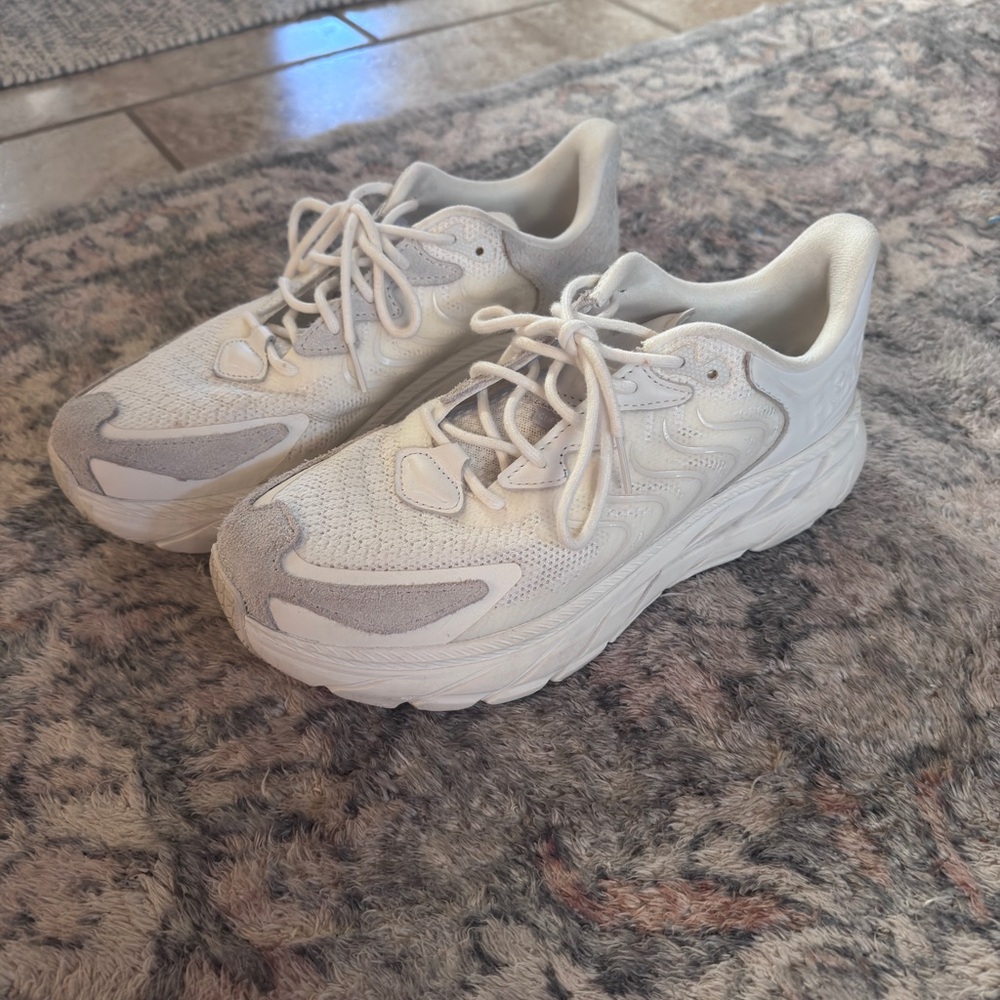 Hoka Clifton LS